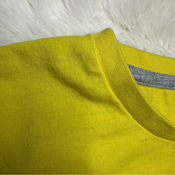 Pokémon T-Shirt Yellow & Black Size 6 - Picture 7 of 16